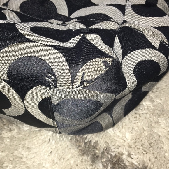 Coach Handbag - Picture 7 of 8